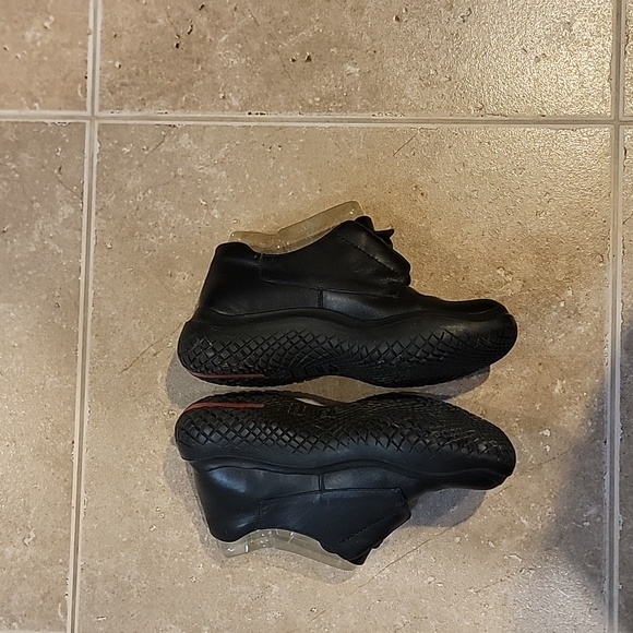 PRADA SHOES U.S Size 6 - Picture 4 of 5